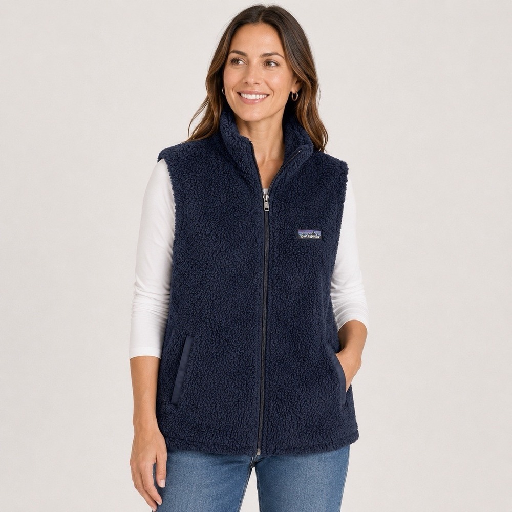 Patagonia NWT Los Gatos Vest Womens XL Navy Fleece Sherpa Gorpcore - Picture 1 of 10